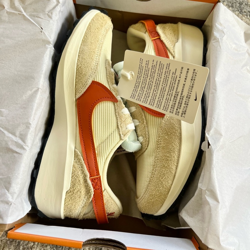 Brand NEW Nike Waffle debut vintage